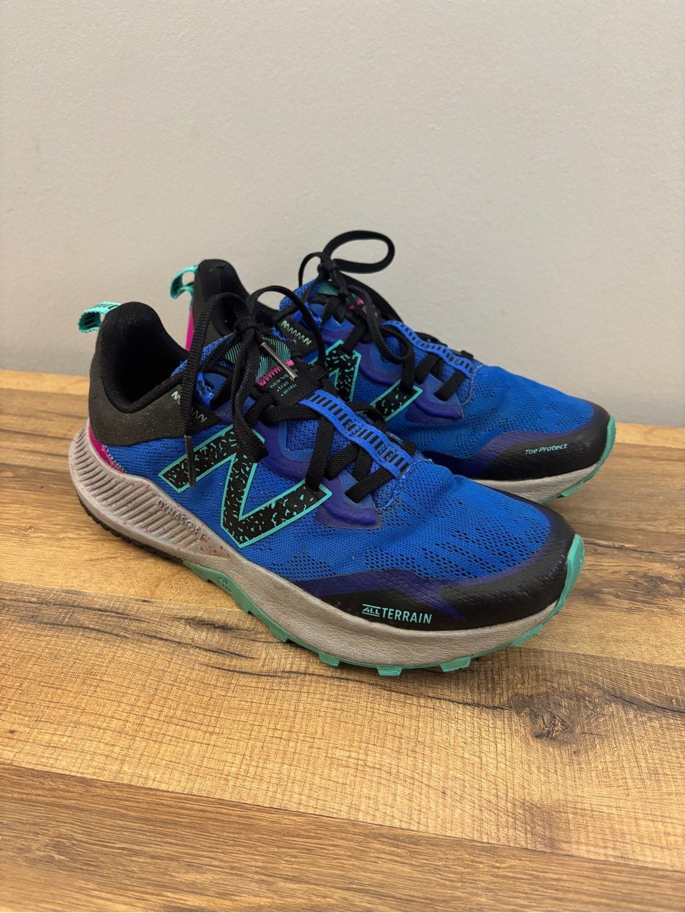 New Balance Nitrel V4 Athletic Trail Running Shoes Blue Women’s